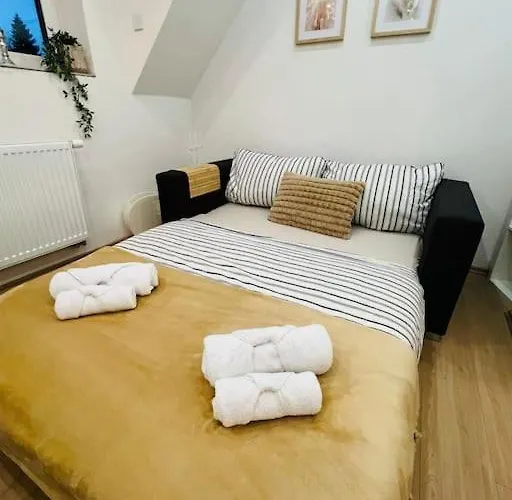 Apartament Mia'sferienwohnung/monteurwohnung *